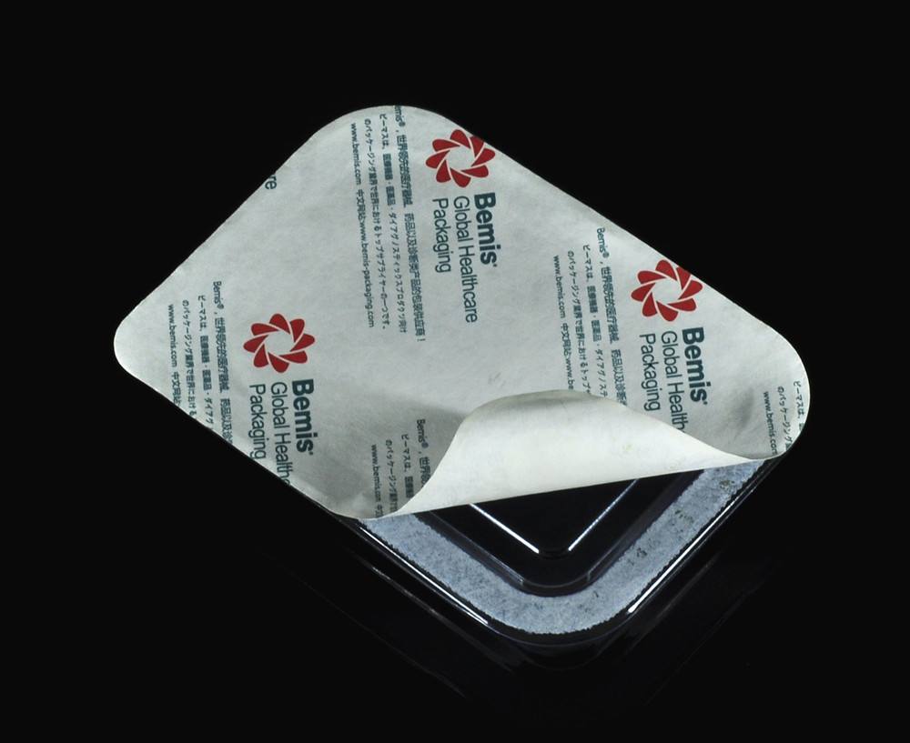 醫療器械使用的透明吸塑盒與蓋材是怎么密封上去的呀？